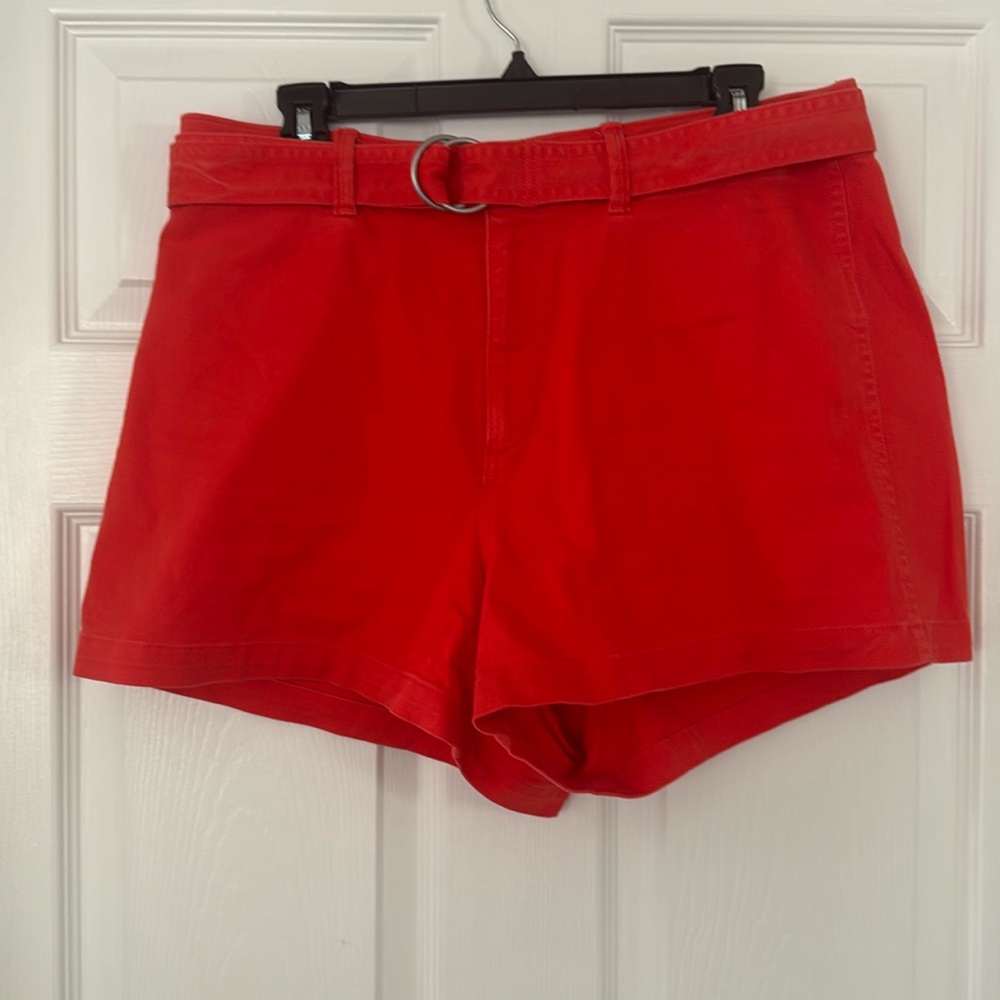 GAP Shorts With built-in Belt Color Coral - Size 14